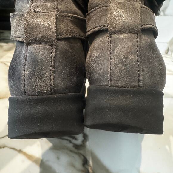 Born Boots Size 5 Women’s Leandra Gray Distressed Leather Side Zip D38322 - Picture 6 of 9